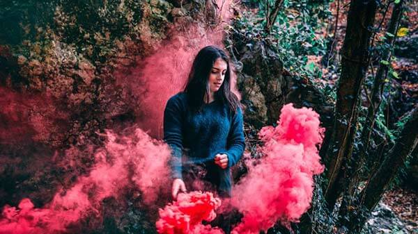 مزایا و معایب دود رنگی