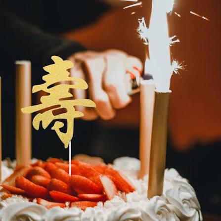 بهترین لوازم آتش‌بازی سرد و بی‌خطر برای تولد در باغ و آپارتمان